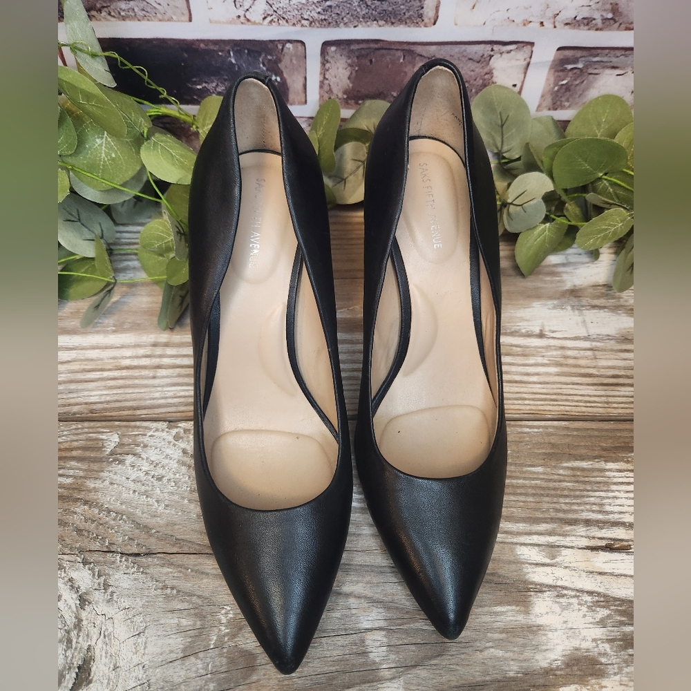 Saks 5th Avenue Cady Black Leather Pumps 3.5" Heel  Size 7 - Picture 3 of 11
